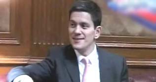 Zardari, Miliband discuss fight against militancy, trade